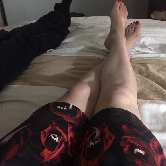 Meet your Posher, Traci - Picture 9 of 16